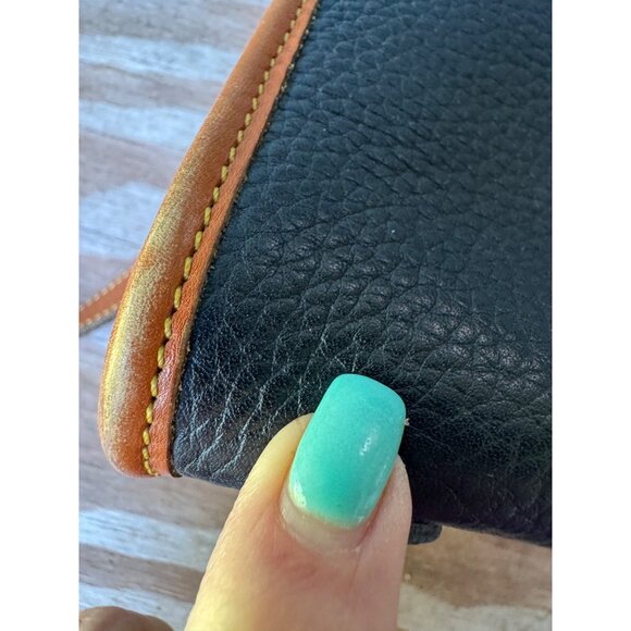 Vintage Dooney and Bourke Equestrian A6 Leather Crossbody Purse - Picture 11 of 16